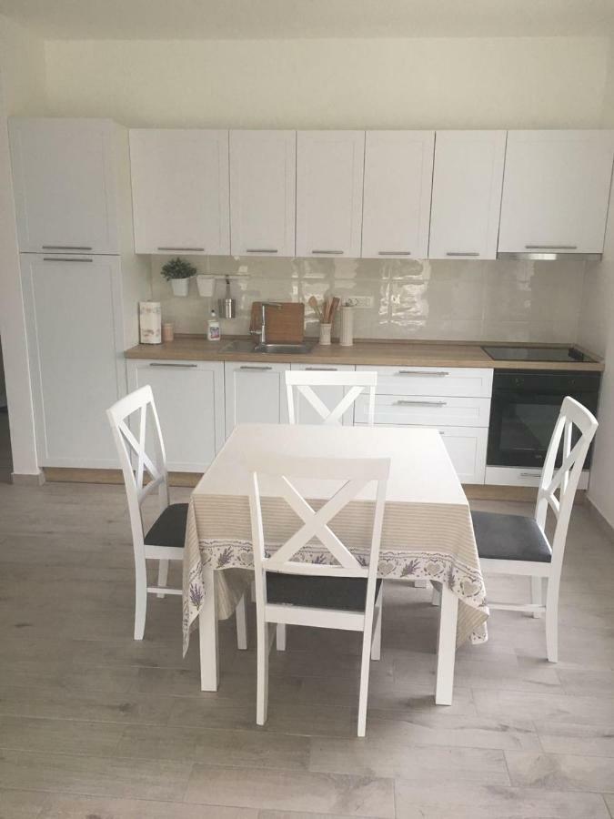 Apartment 4you