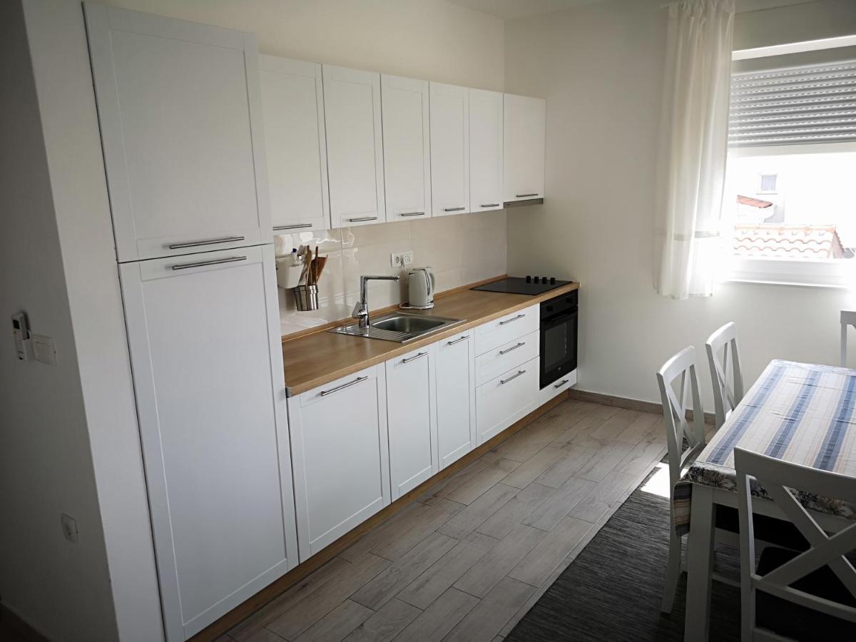 Apartment 4you Vir